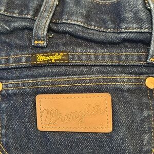 Men’s Cowboy Wrangler slim fit size 37x32